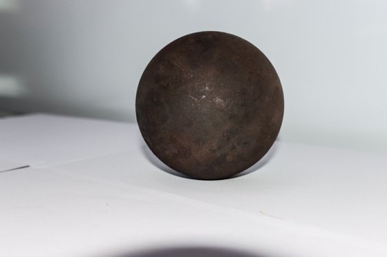 Gesmede slijpballen Hoogwaardige slijpmedia voor kogelmolen 1-6' Ballen met hoge hardheid